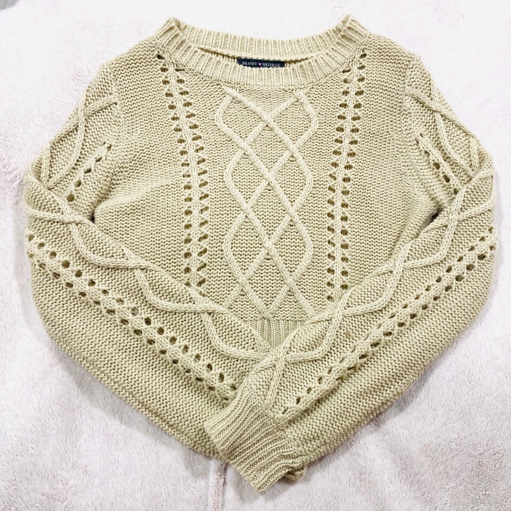 Brandy Melville sweater